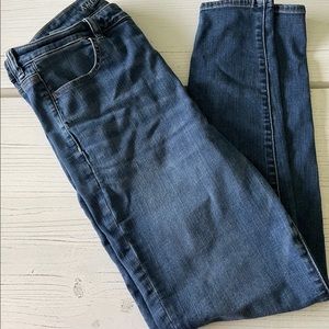 AE Highest Rise Jegging - 16 Long!